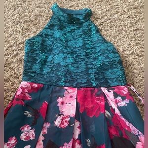 Speechless Girl Green Flower Dress Size 10